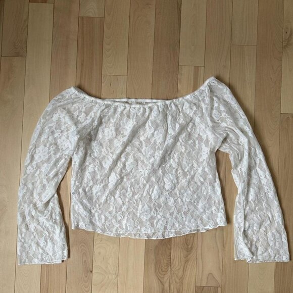 White Lace Boho Top – Off-Shoulder Romantic Flowy Blouse - Picture 2 of 8